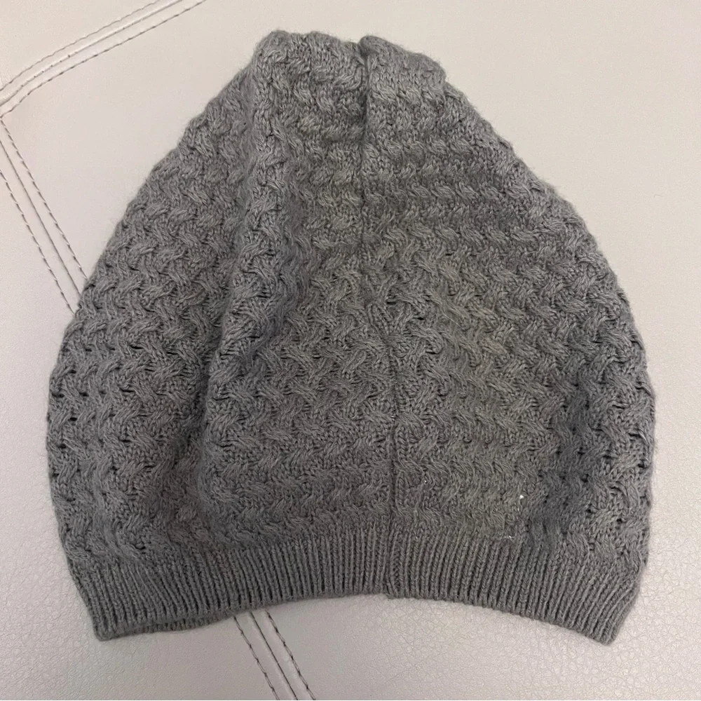 J16 Anthropologie Pins And Needless Gray Hat‎